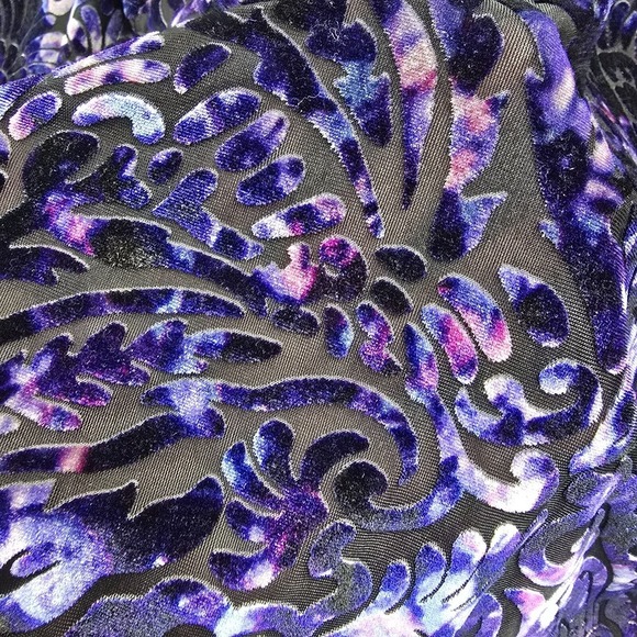 Roz & Ali Women Velvet Burnout Blouse Size 2X Purple 3/4 Sleeve Whimsical Witchy - Picture 4 of 12